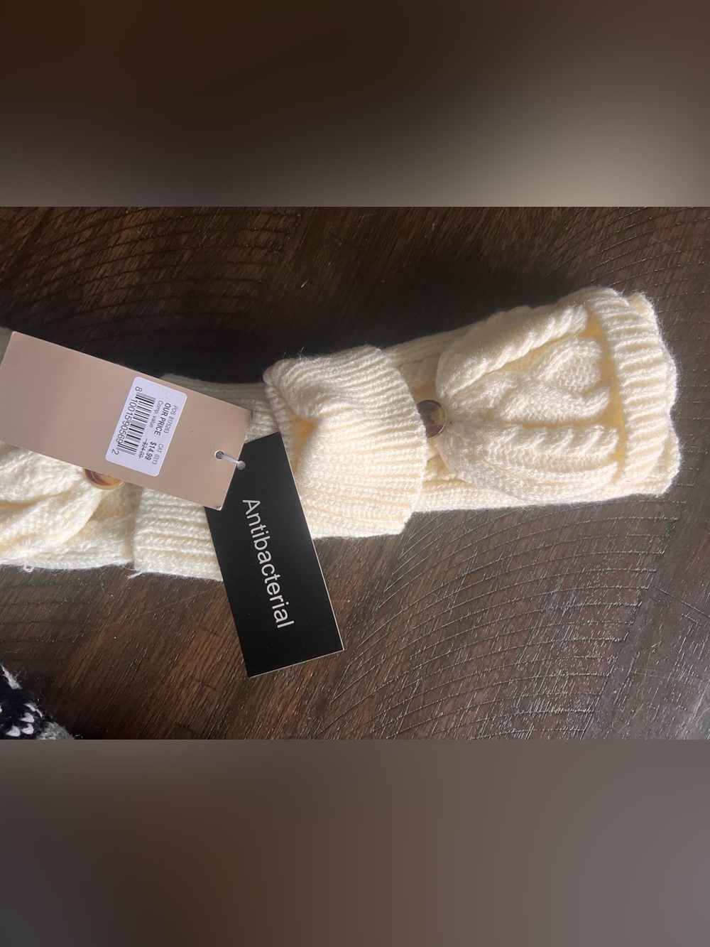 Crown vintage mittens with flap to expose fingers